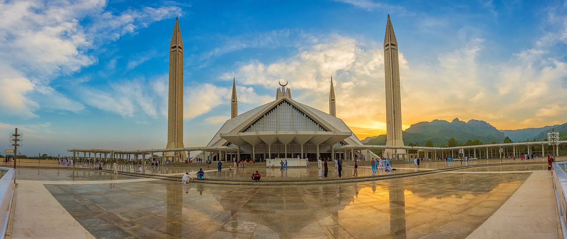 Faisal Mosque in Islamabad at sunset